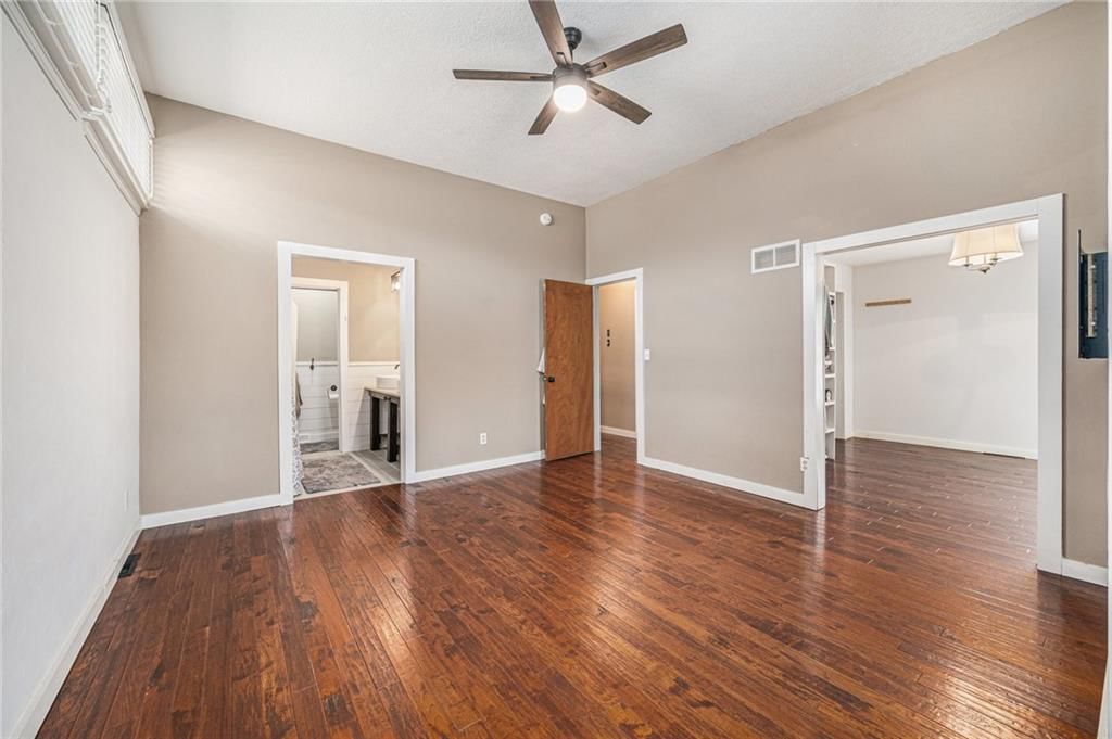 6714 N Camden Court — photo 15