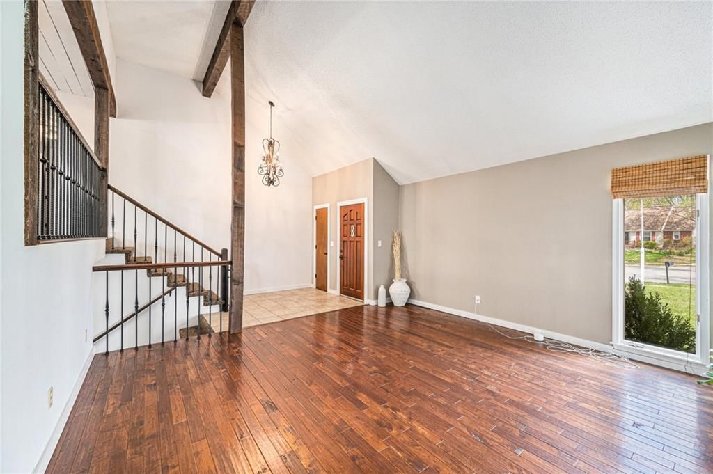 6714 N Camden Court — photo 7