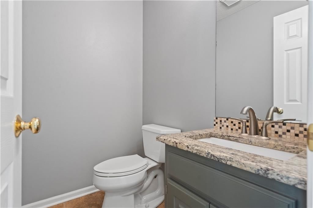 2117 SW Post Oak Road — photo 17