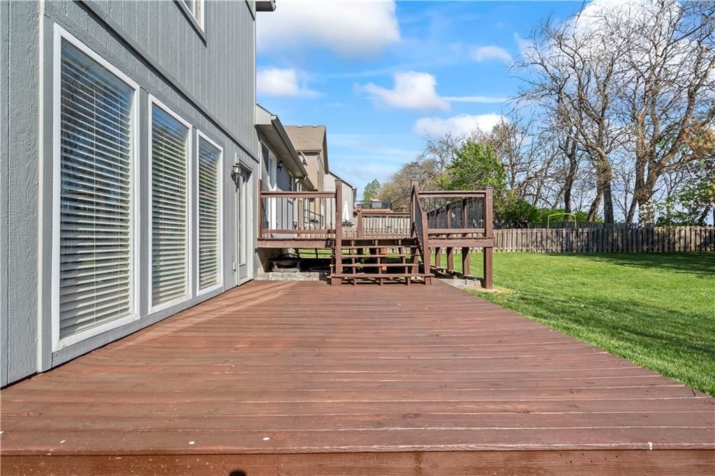 2117 SW Post Oak Road — photo 35