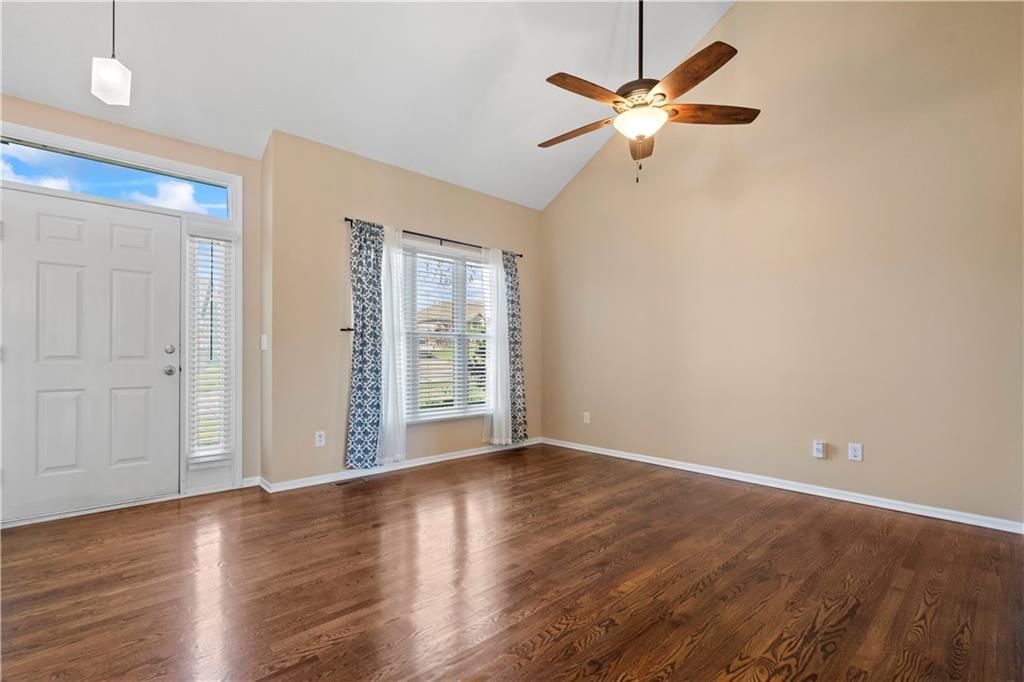 2117 SW Post Oak Road — photo 8