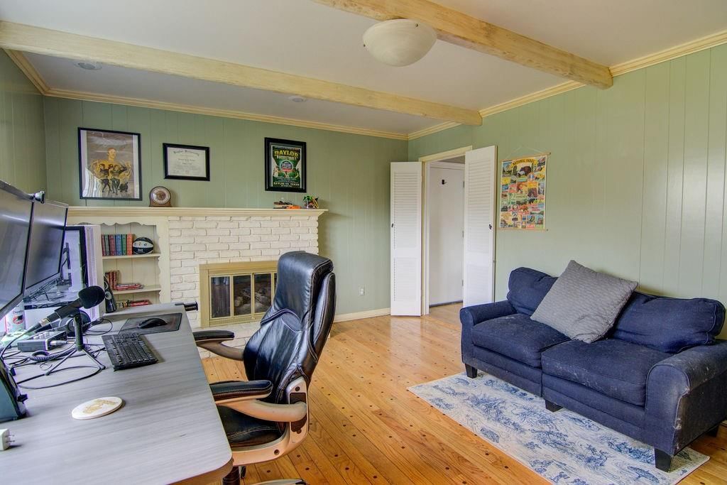 9623 Lowell Avenue — photo 13