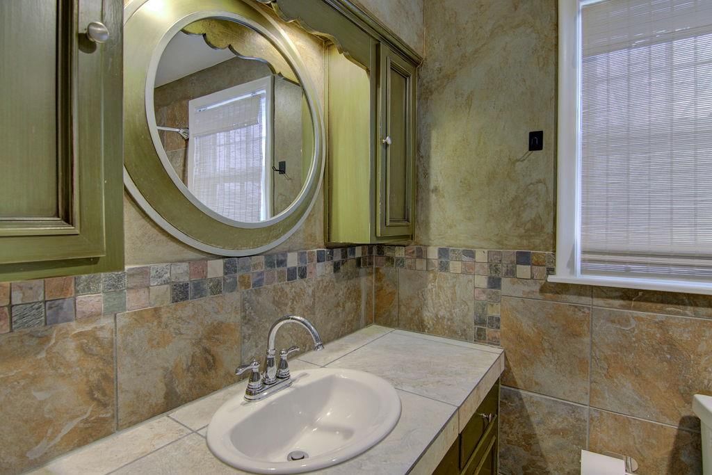9623 Lowell Avenue — photo 27