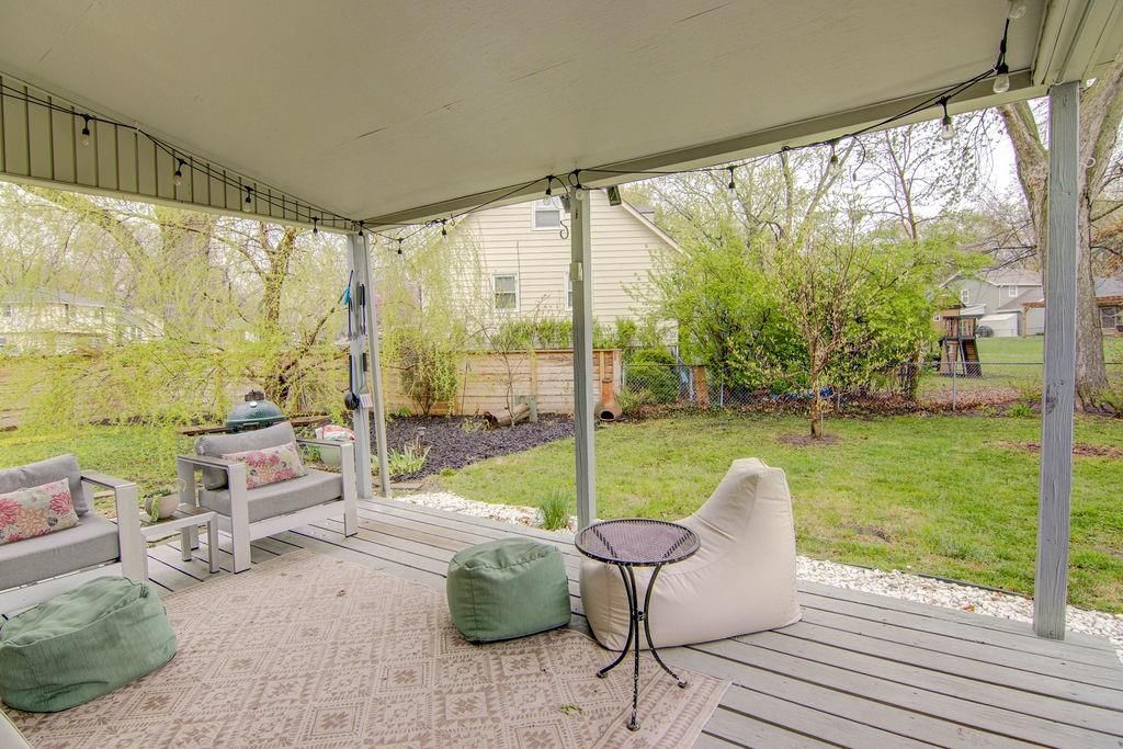 9623 Lowell Avenue — photo 32