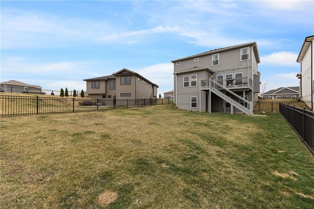 1241 Rich Boulevard — photo 41