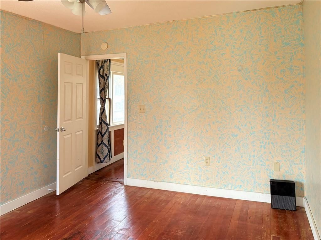 305 S Simms Street — photo 11