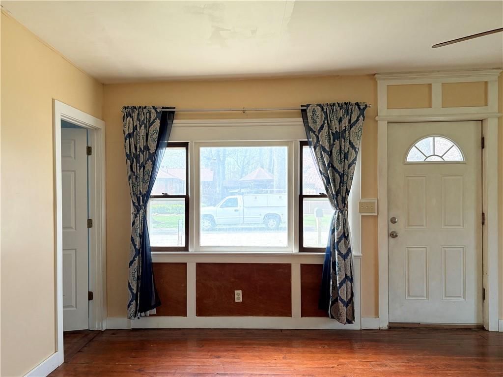 305 S Simms Street — photo 8