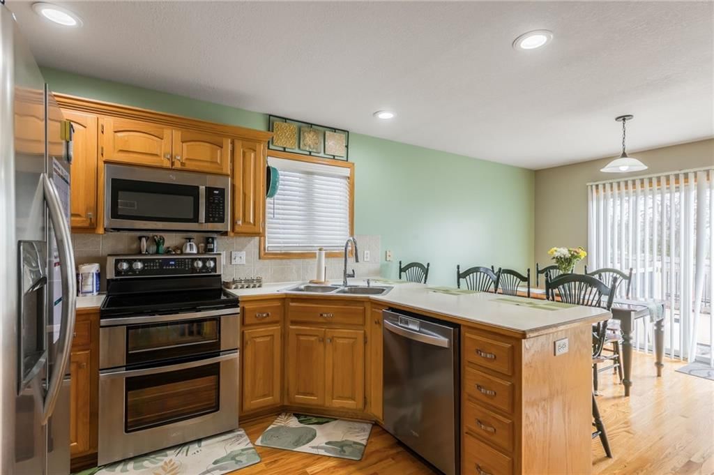 1110 ADAMS Circle — photo 11