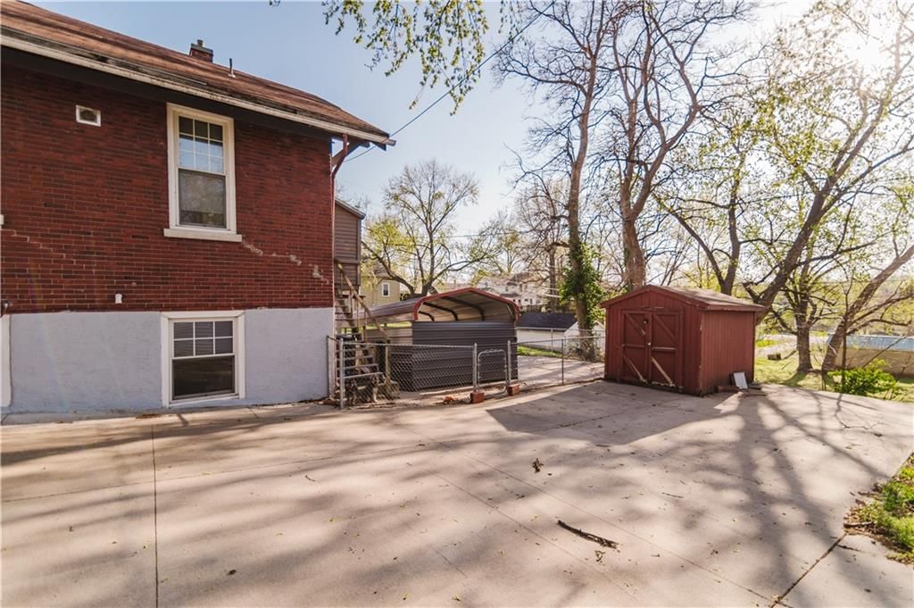 811 N 6th Street — photo 2