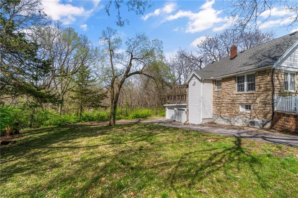 8310 Campbell Street — photo 31