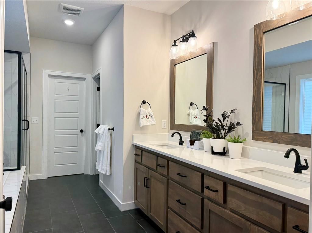 529 SE Carter Road — photo 15