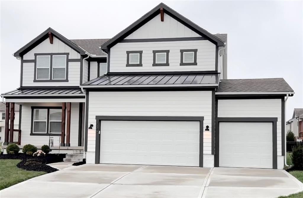 529 SE Carter Road — photo 3