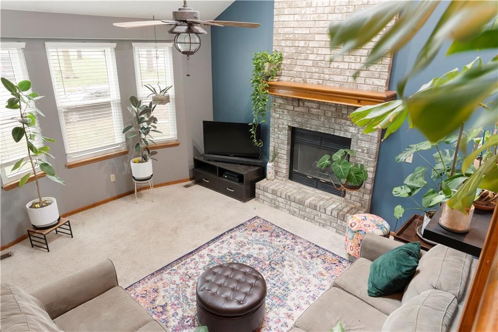 1102 W Huntington Drive — photo 16