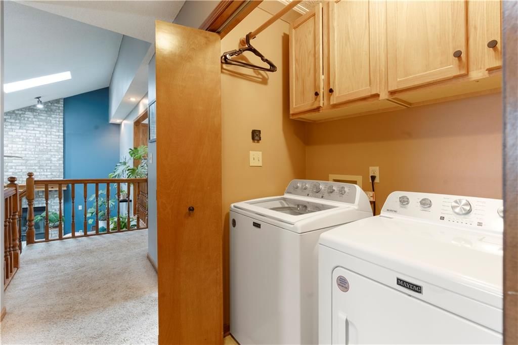 1102 W Huntington Drive — photo 28