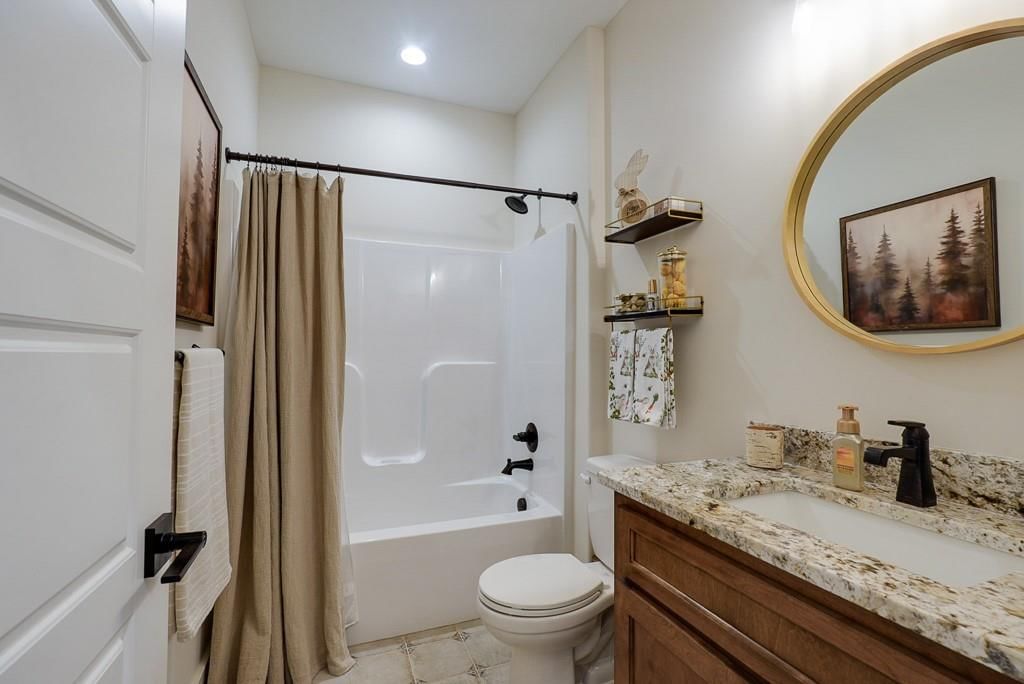3916 Independence Avenue — photo 29