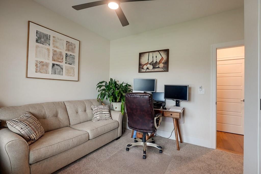3916 Independence Avenue — photo 31