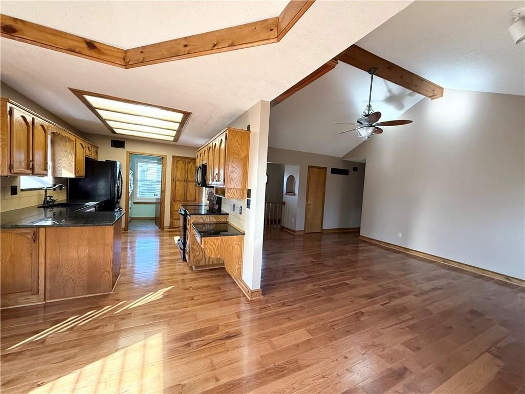705 SW Nelson Drive — photo 8