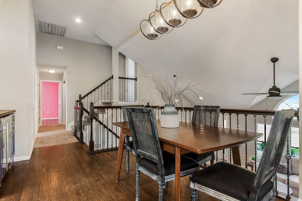 205 Thomas Place — photo 11