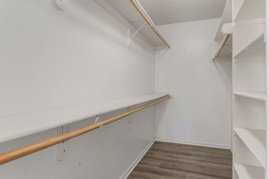 205 Thomas Place — photo 16