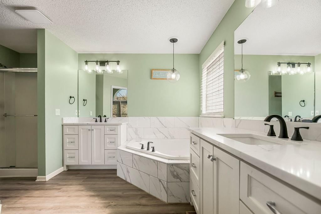 205 Thomas Place — photo 17
