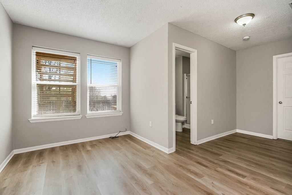 205 Thomas Place — photo 22