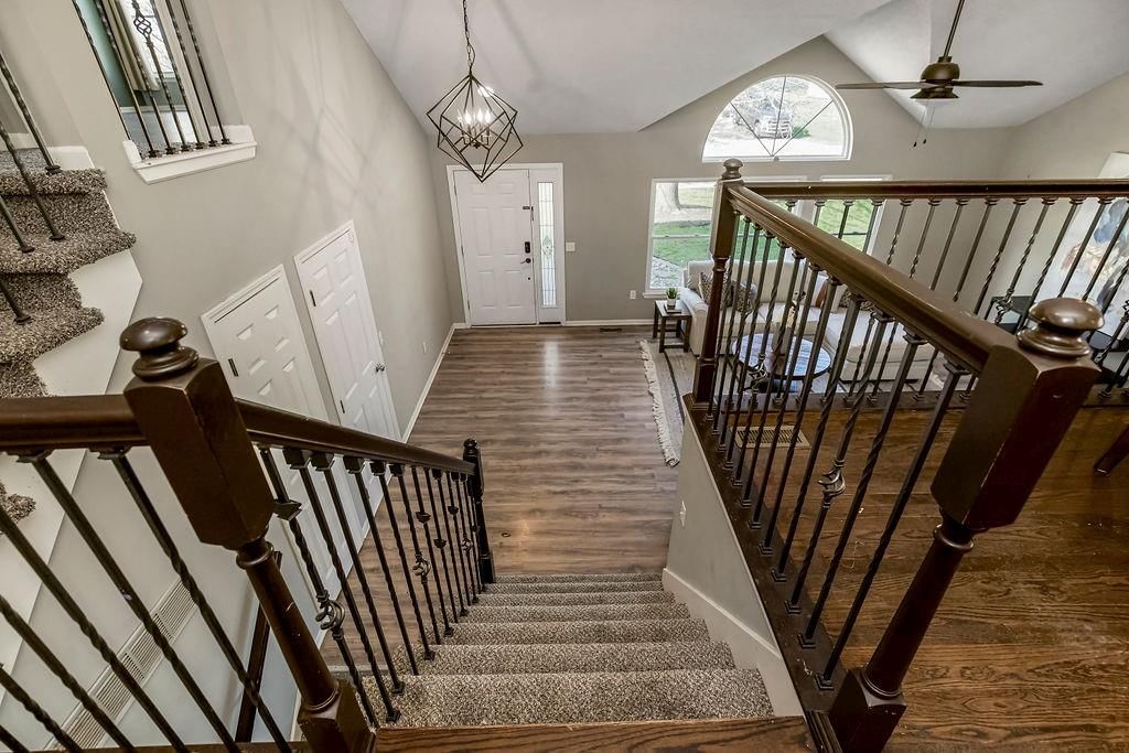 205 Thomas Place — photo 5