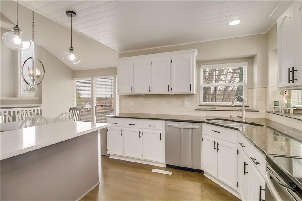 709 SW Montana Ridge Drive — photo 12