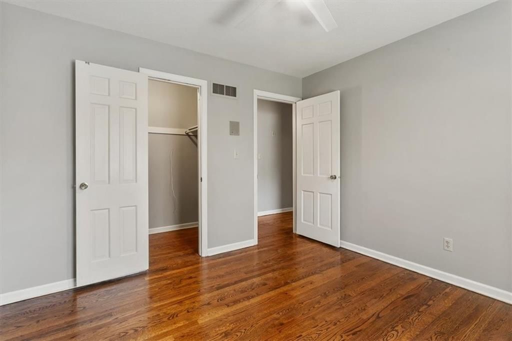 6423 Sterling Avenue — photo 23