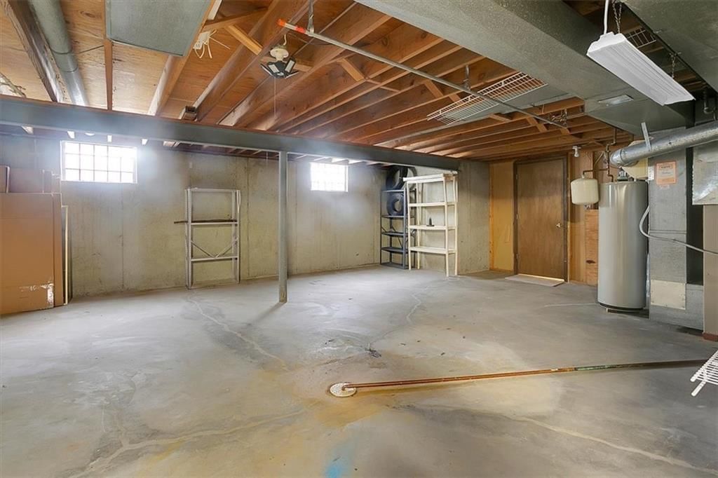 6423 Sterling Avenue — photo 30