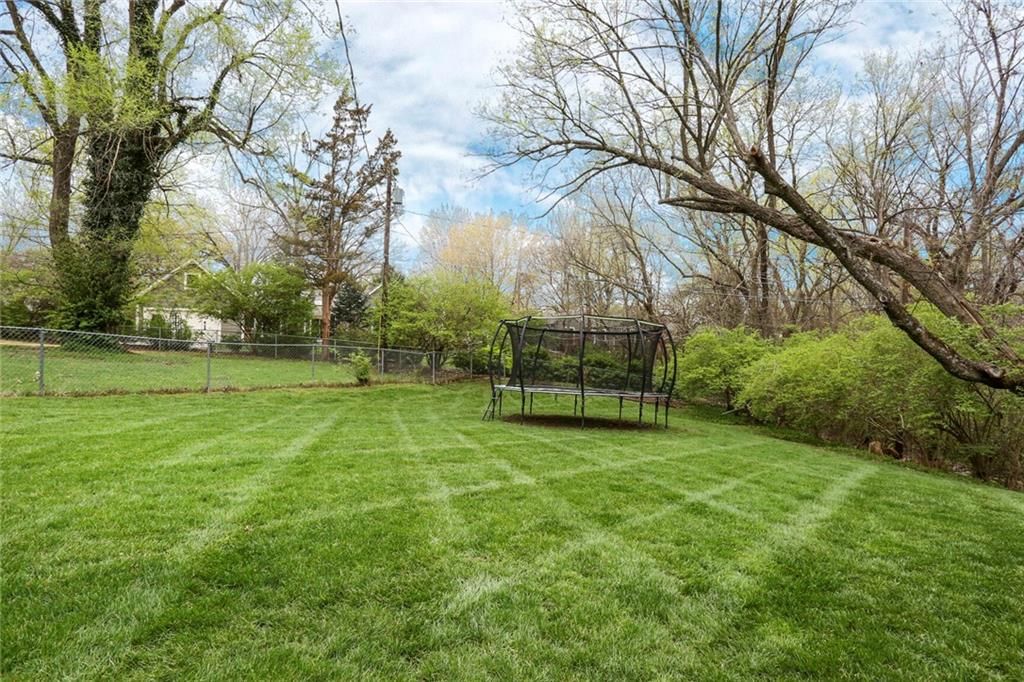 8416 Cambridge Street — photo 20