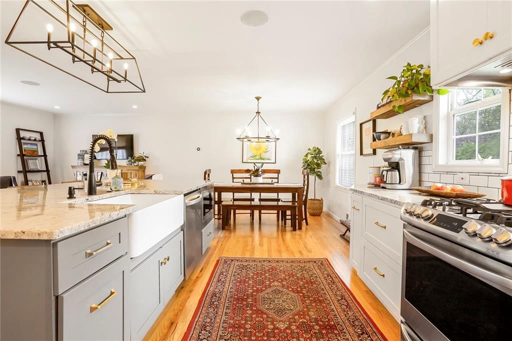 8416 Cambridge Street — photo 7