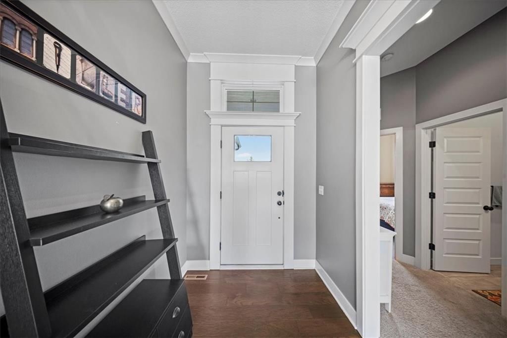 2360 Douglas Street — photo 30