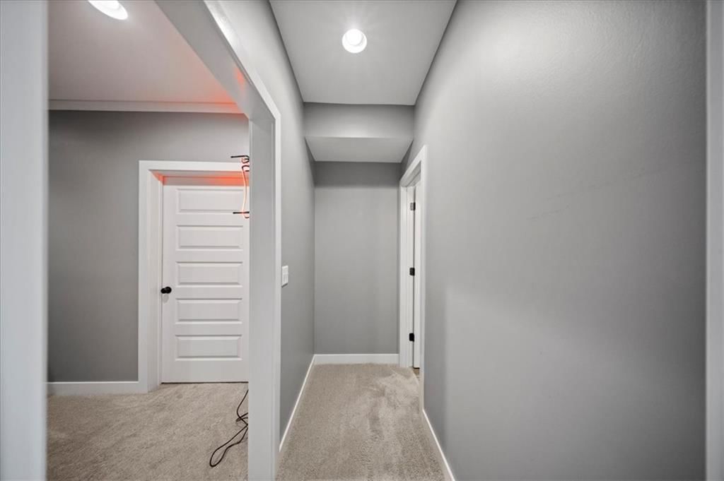 2360 Douglas Street — photo 71