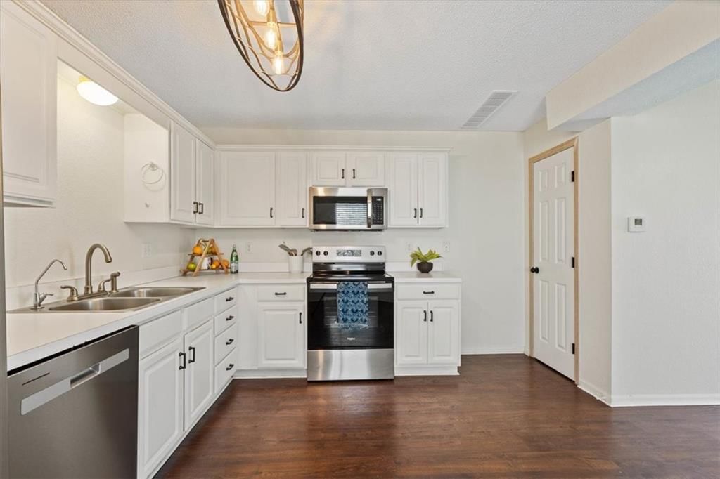 15411 E 48th Street — photo 11