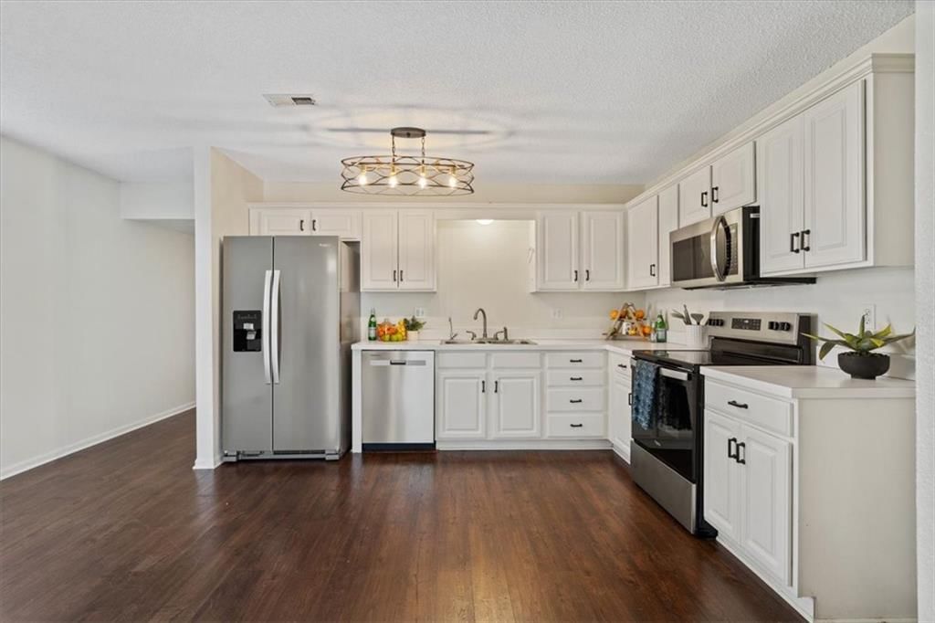 15411 E 48th Street — photo 10