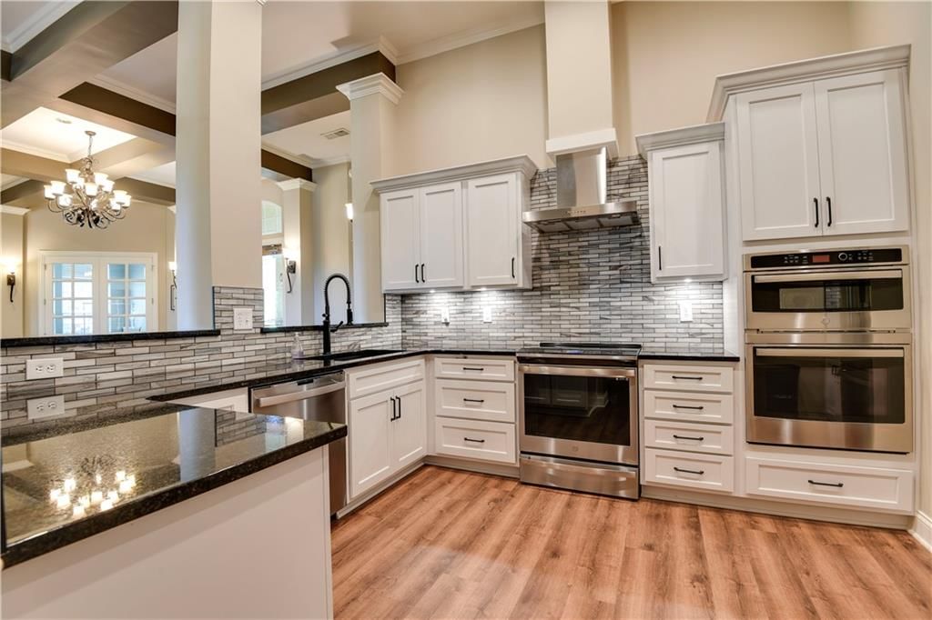 15919 Fontana Street — photo 33