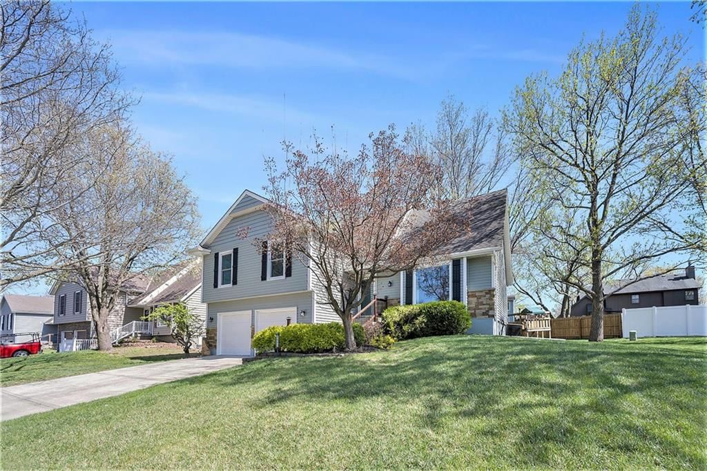 1507 E Sleepy Hollow Drive — photo 2