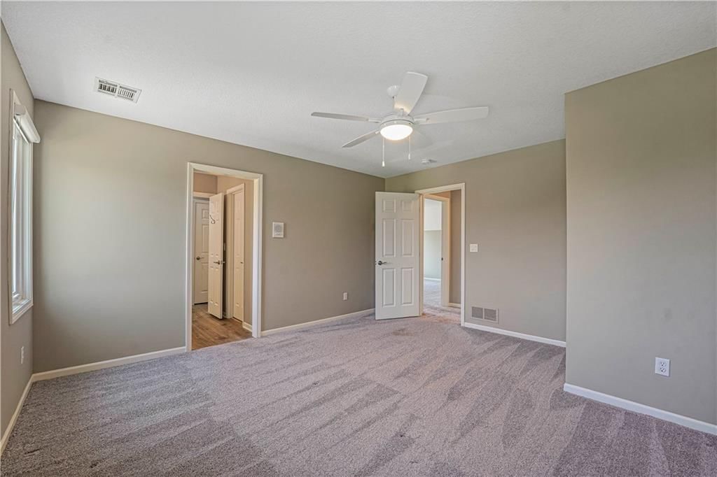 2211 NE 24th Street — photo 22