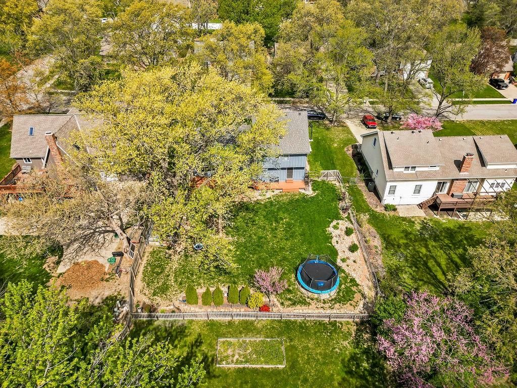 14635 W 90th Street — photo 31