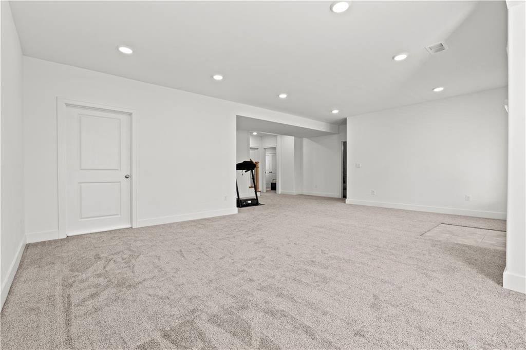 530 110th Street — photo 32