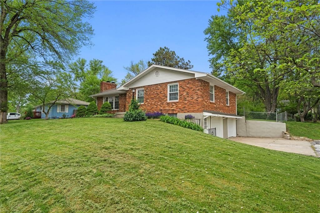 2823 Berry Lane — photo 4