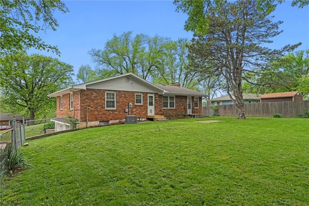 2823 Berry Lane — photo 41