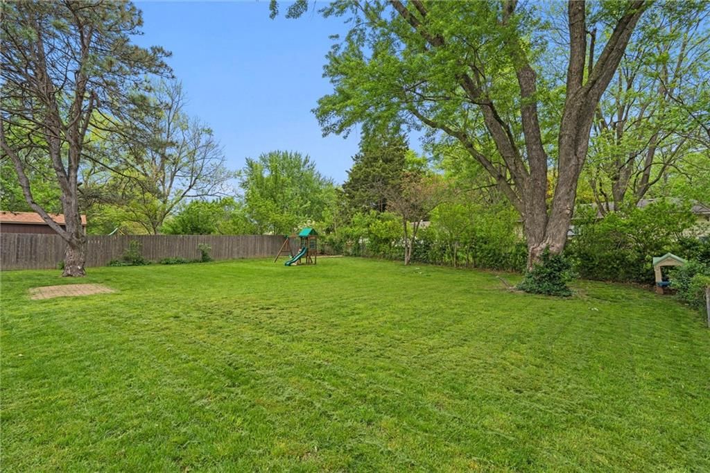 2823 Berry Lane — photo 42