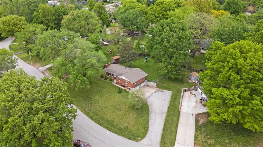 2823 Berry Lane — photo 43