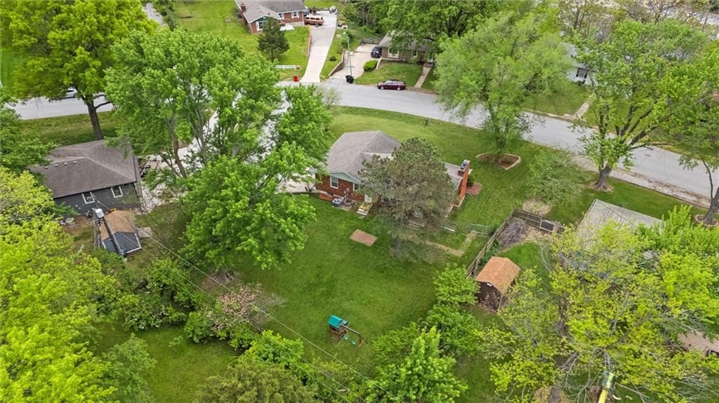 2823 Berry Lane — photo 45
