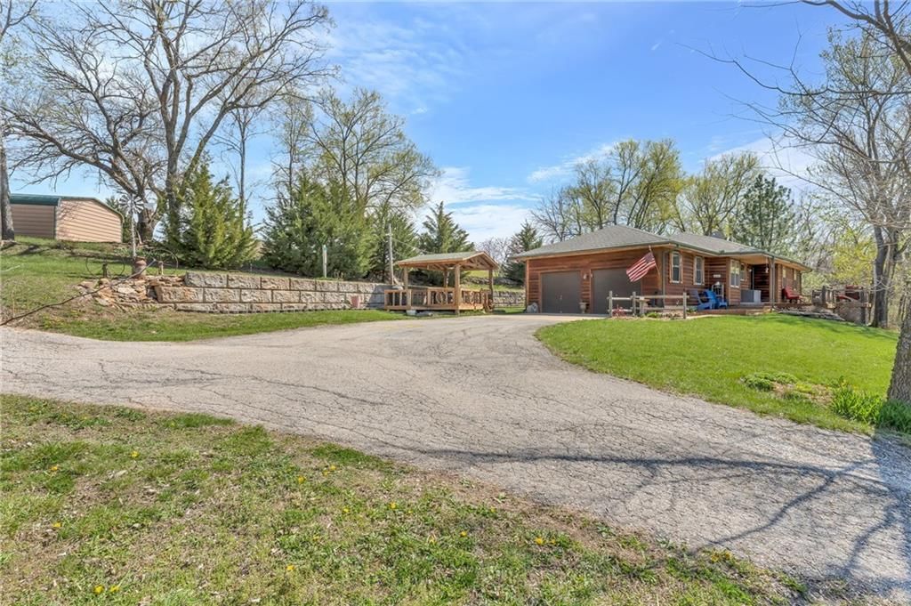 31645 Somerset Road — photo 36