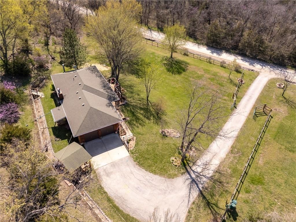 31645 Somerset Road — photo 46