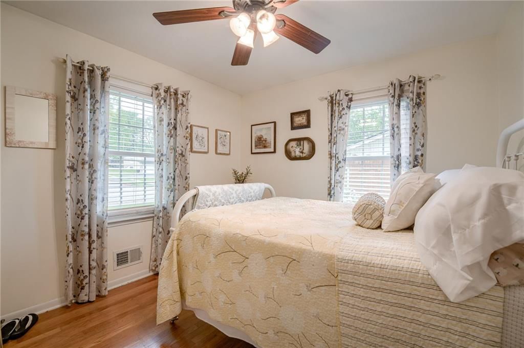 3917 S Main Street — photo 13