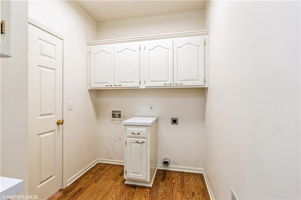 4630 W 151st Terrace — photo 9