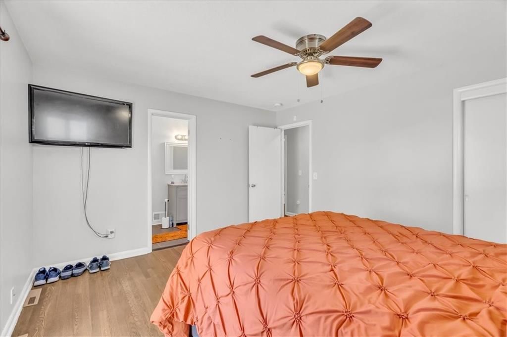 7423 Maywood Avenue — photo 16